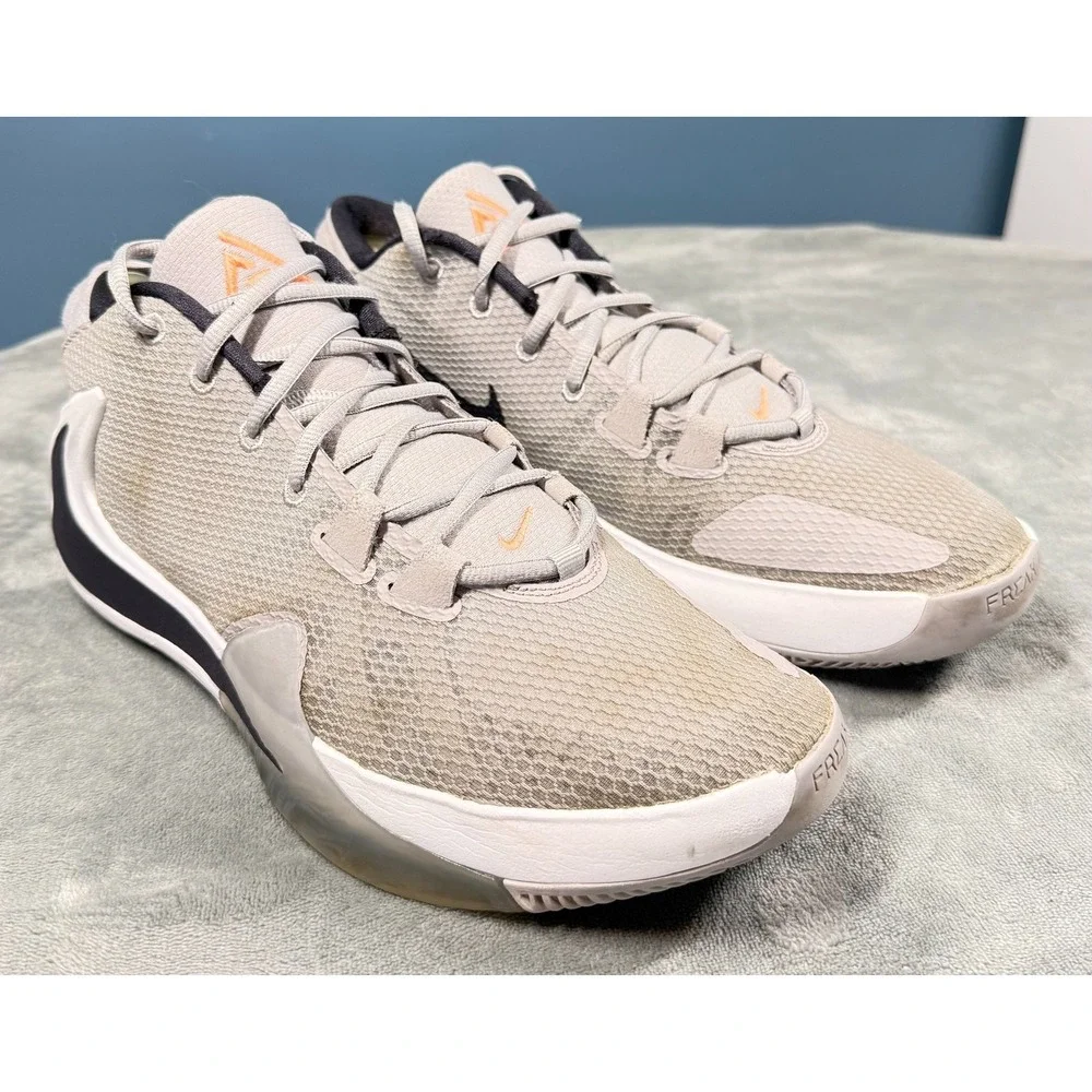 Nike Zoom Freak 1 Mens 10 Grey Orange Basketball Shoes Sneakers